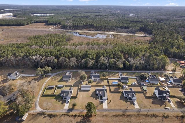 121 Edisto Dane Lane, Ridgeville, SC 29472
