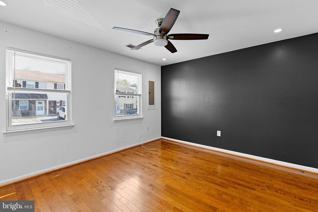 4 MARGIT LN, Wilmington, DE 19810