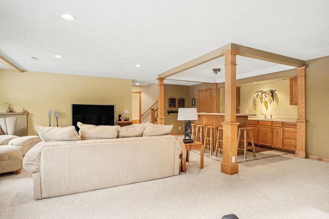 1215 Linwood Drive Nw, City Of Walker, MI 49534