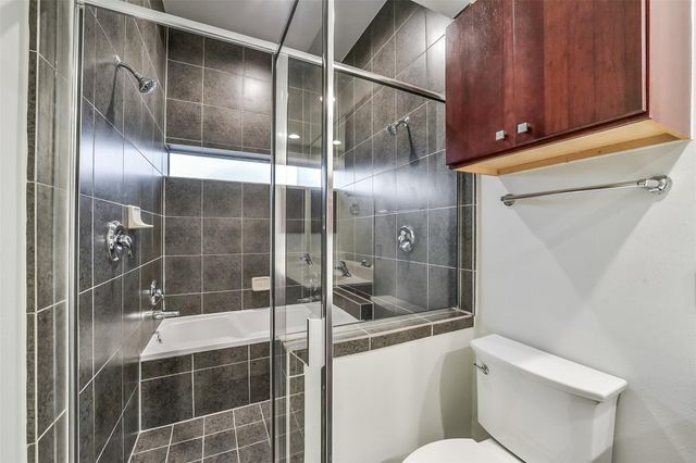 355 Sydnor Street, Houston, TX 77020