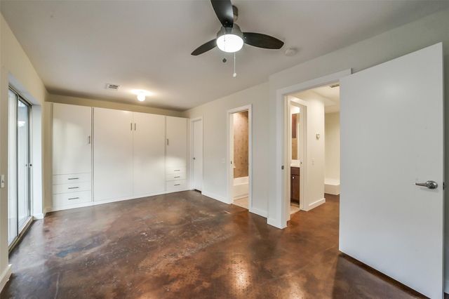 355 Sydnor Street, Houston, TX 77020
