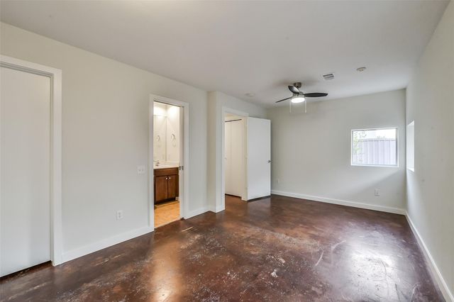 355 Sydnor Street, Houston, TX 77020