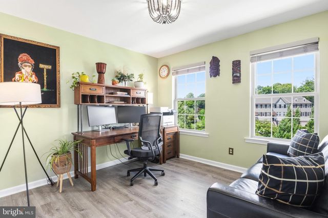 406 TALL OAKS DR, Warminster, PA 18974