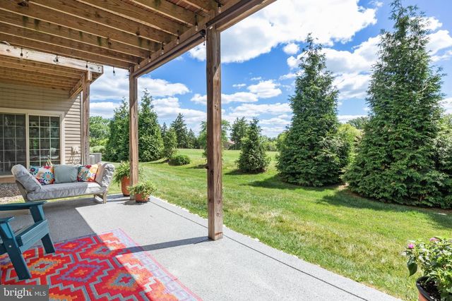 406 TALL OAKS DR, Warminster, PA 18974