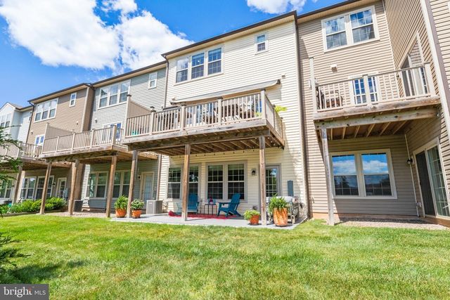 406 TALL OAKS DR, Warminster, PA 18974