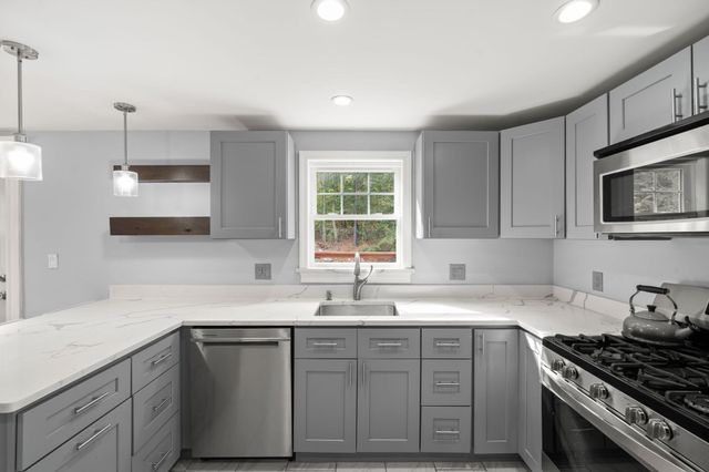 65 Emerald Street, Quincy, MA 02169