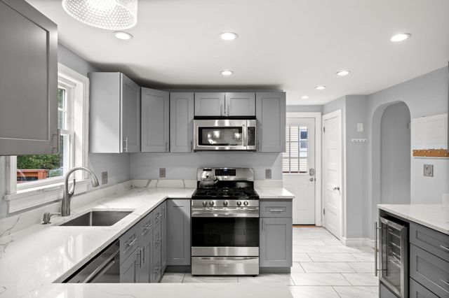 65 Emerald Street, Quincy, MA 02169