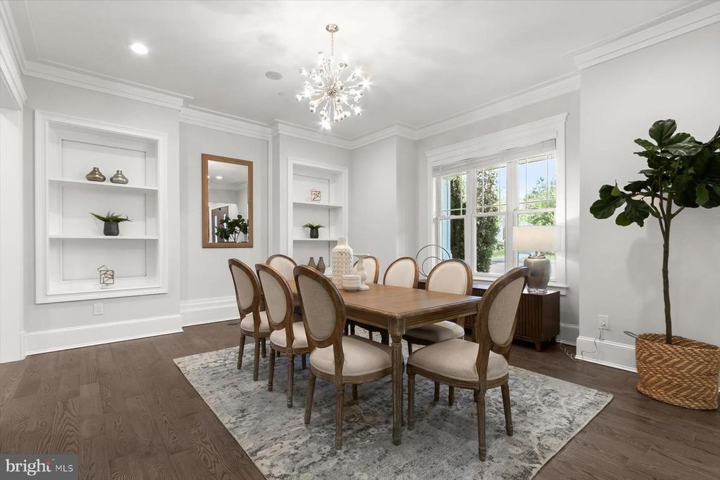 Image 12 of property listing at 11000 LUXMANOR ROAD, North Bethesda, MD 20852