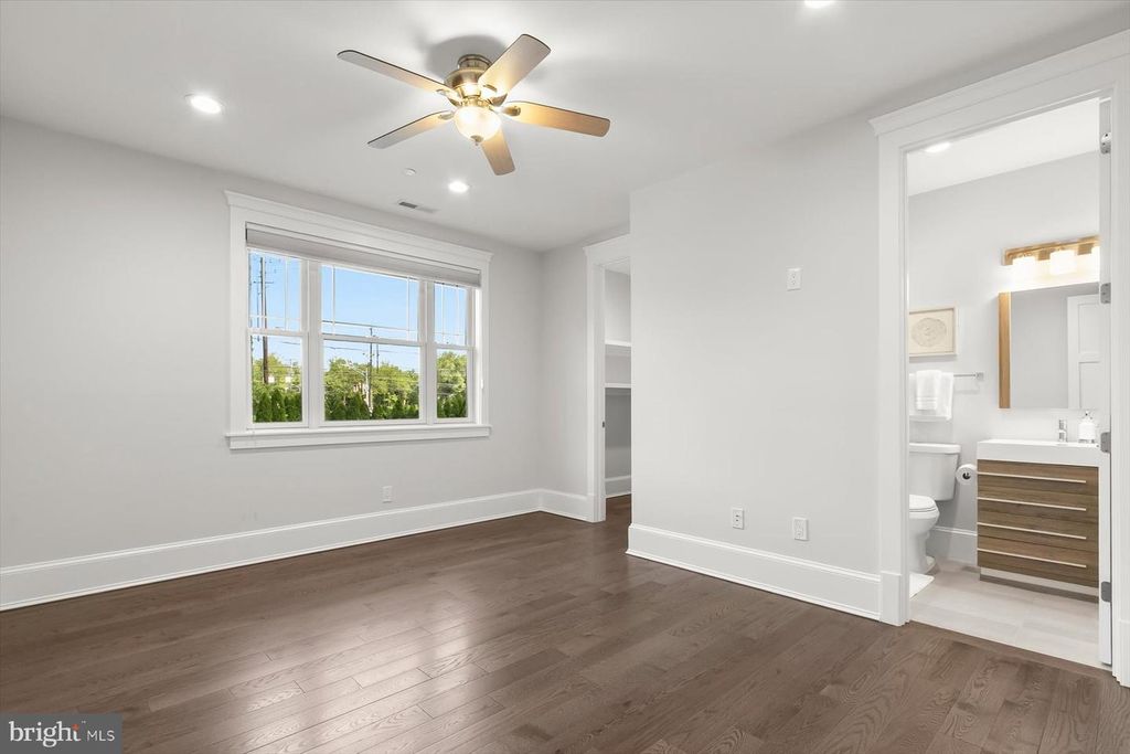 Image 54 of property listing at 11000 LUXMANOR ROAD, North Bethesda, MD 20852