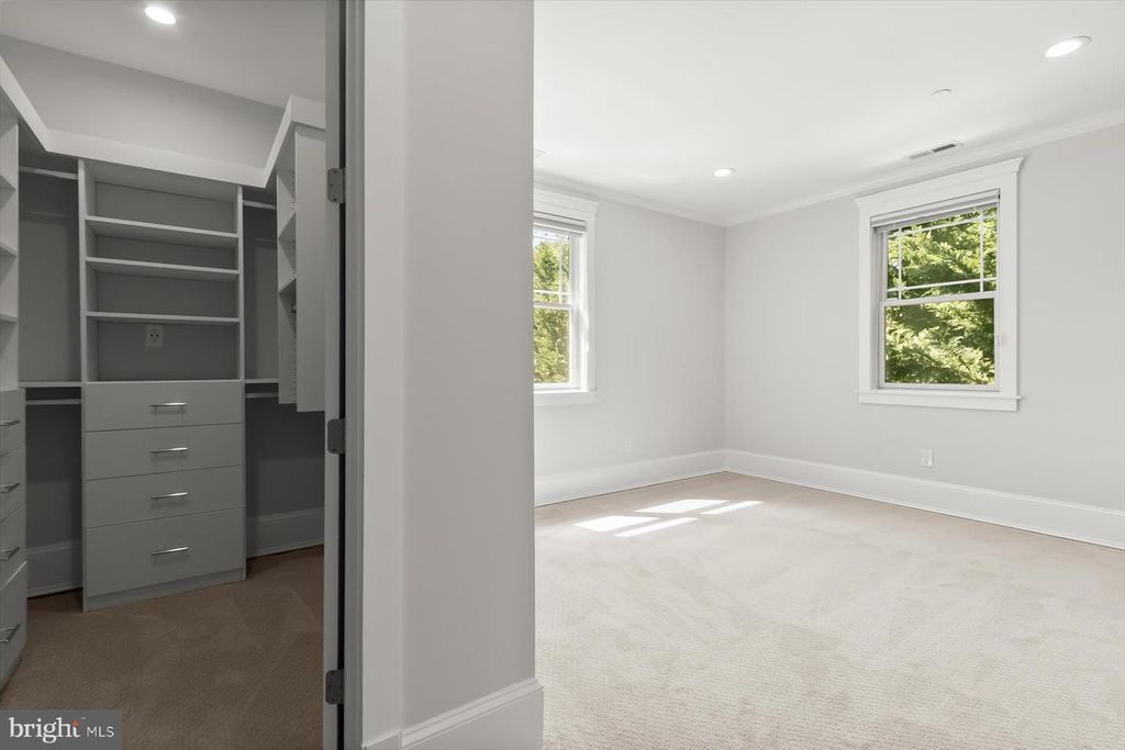 Image 64 of property listing at 11000 LUXMANOR ROAD, North Bethesda, MD 20852