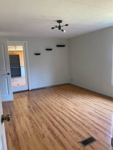 209 Riverbluff Extension, Inman, SC 29349