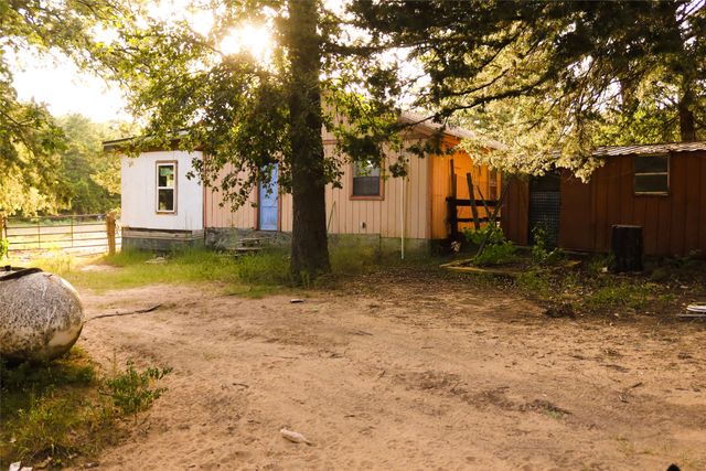 1325 County Road 263 263, Gainesville, TX 76240