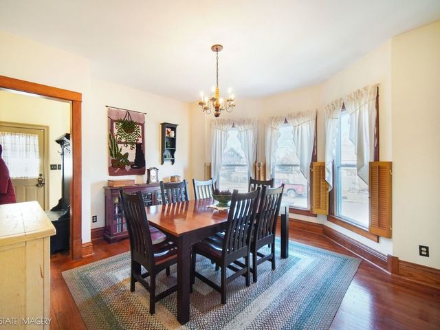 313 N Raynor Avenue, Joliet, IL 60435