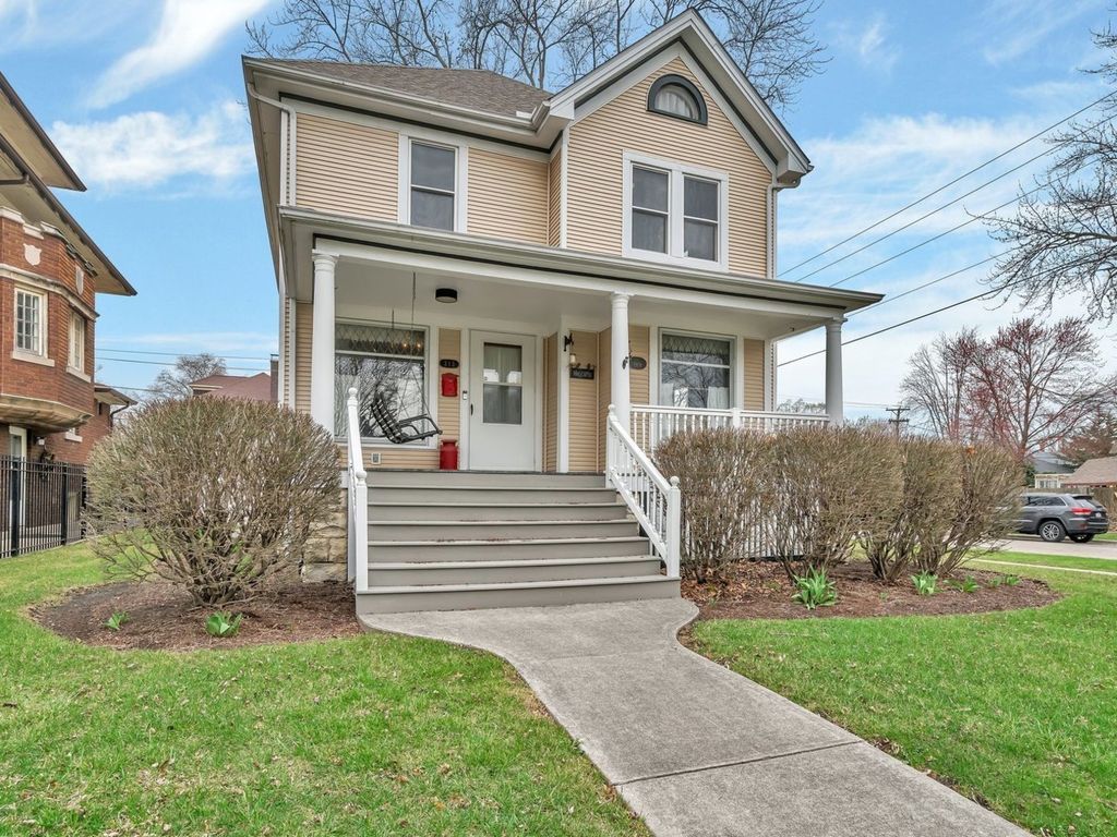 313 N Raynor Avenue, Joliet, IL 60435