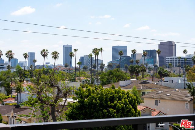 438 Arnaz Drive 106, Los Angeles, CA 90048