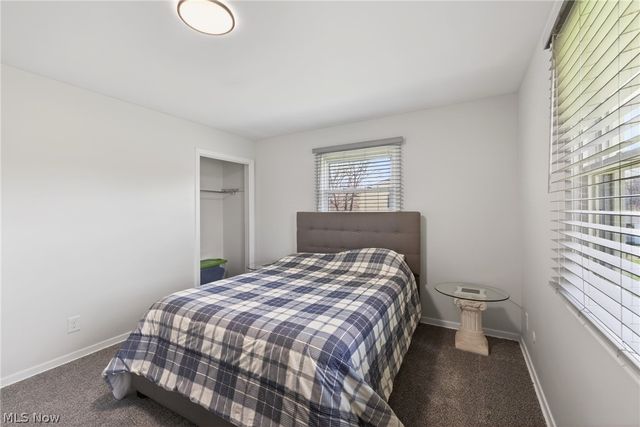 2058 Scenic Way, Akron, OH 44312