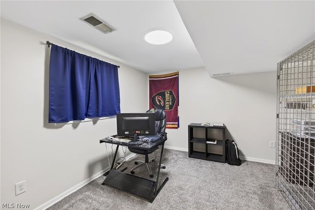 2058 Scenic Way, Akron, OH 44312