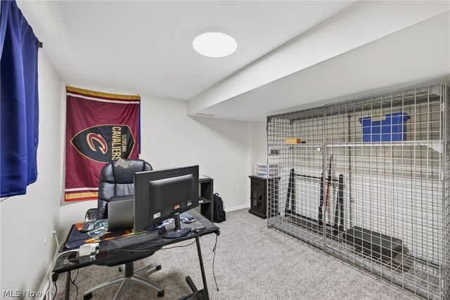 2058 Scenic Way, Akron, OH 44312