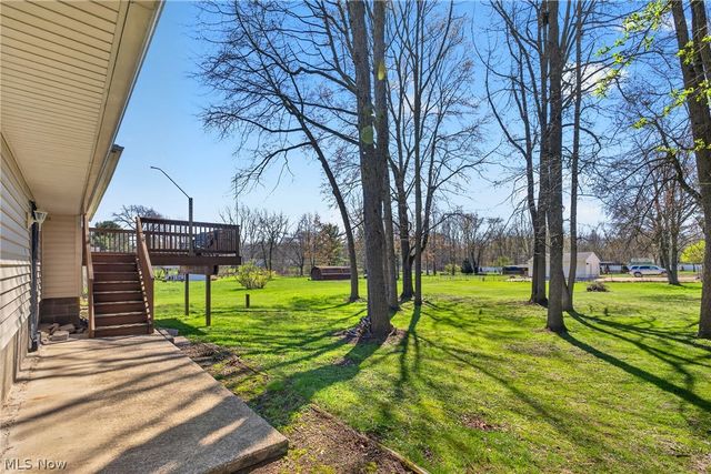 2058 Scenic Way, Akron, OH 44312