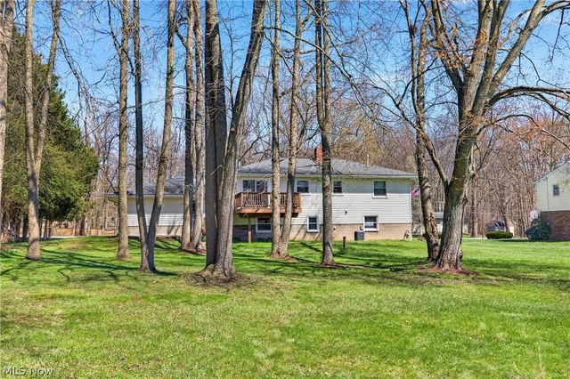 2058 Scenic Way, Akron, OH 44312