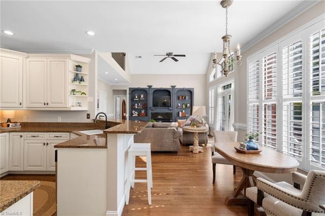 134 Carrington Lane, Winston-salem, NC 27107