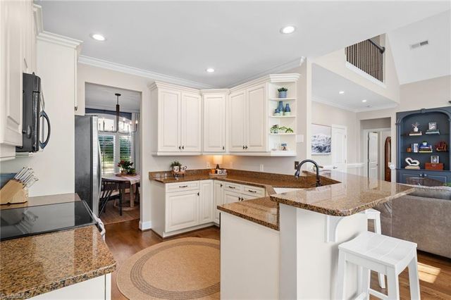 134 Carrington Lane, Winston-salem, NC 27107
