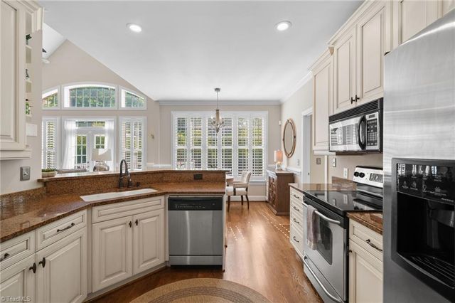134 Carrington Lane, Winston-salem, NC 27107