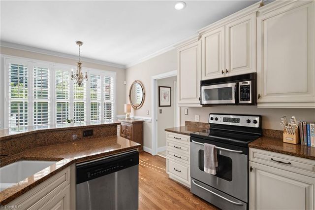 134 Carrington Lane, Winston-salem, NC 27107