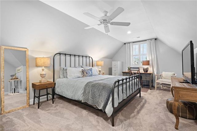 134 Carrington Lane, Winston-salem, NC 27107