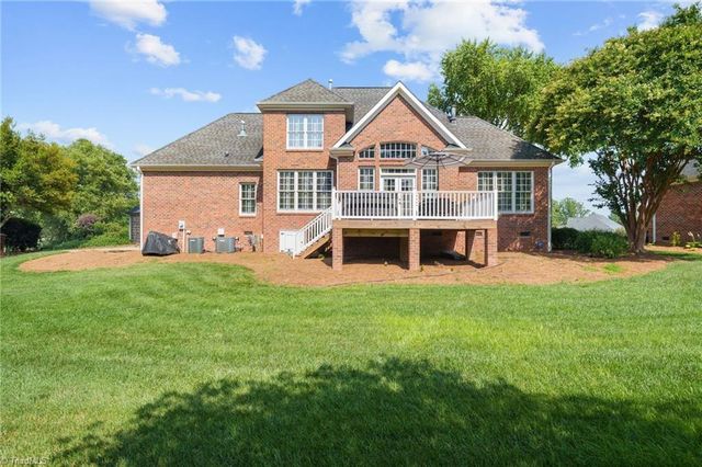 134 Carrington Lane, Winston-salem, NC 27107