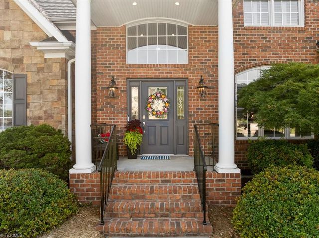134 Carrington Lane, Winston-salem, NC 27107
