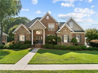 134 Carrington Lane, Winston-salem, NC 27107