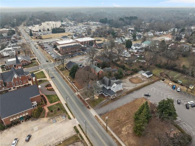 408 S Main Street, Reidsville, NC 27320