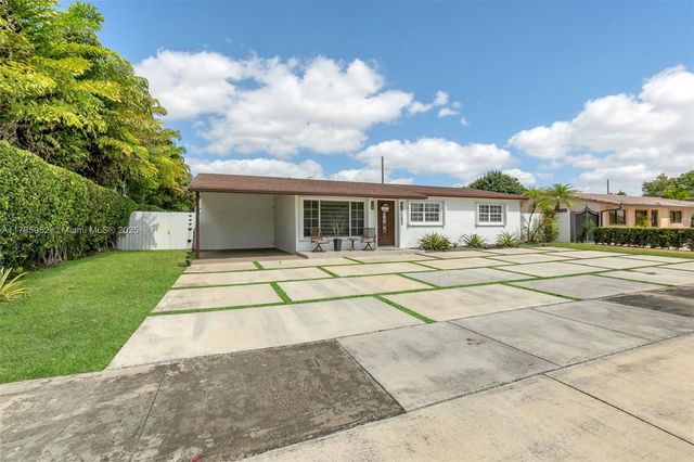 7295 W 14th Ct, Hialeah, FL 33014