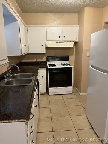 517 E 57th Street North, Tulsa, OK 74126