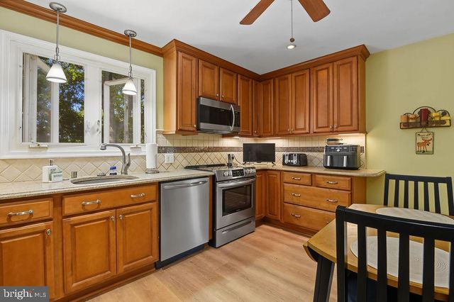 135 CASIMIR DR, New Castle, DE 19720