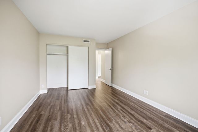 1900 Richard Jones Rd Apt B211, Nashville, TN 37215