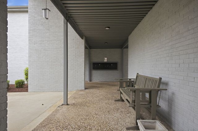 1900 Richard Jones Rd Apt B211, Nashville, TN 37215