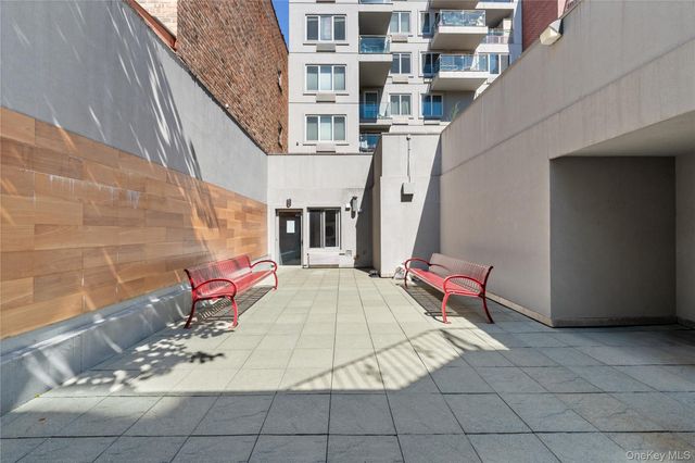 2818 Astoria Boulevard 602, Long Island City, NY 11102