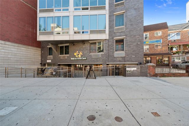 2818 Astoria Boulevard 602, Long Island City, NY 11102