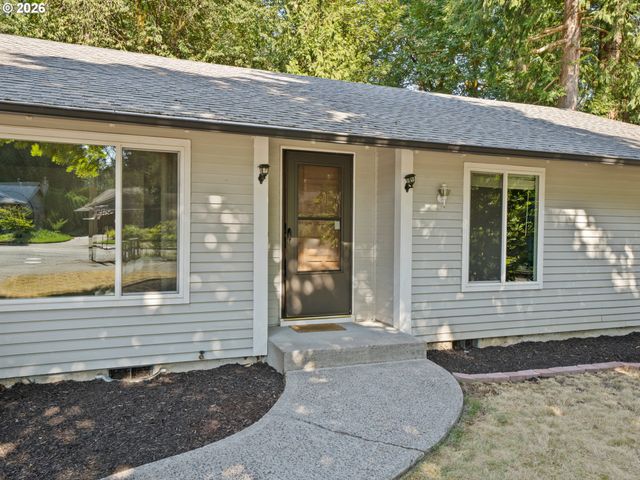 4724 LAMONT Ct, Lake Oswego, OR 97035