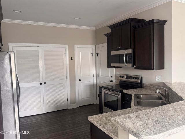 2201 Brookville Drive A., Greenville, NC 27834