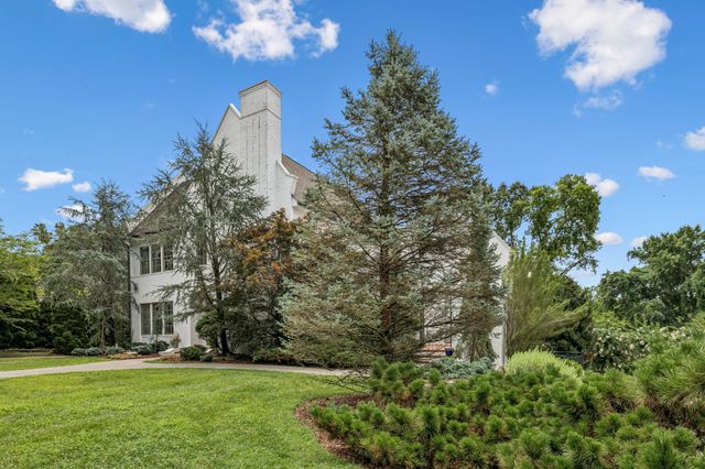 3719 Woodmont Blvd, Nashville, TN 37215