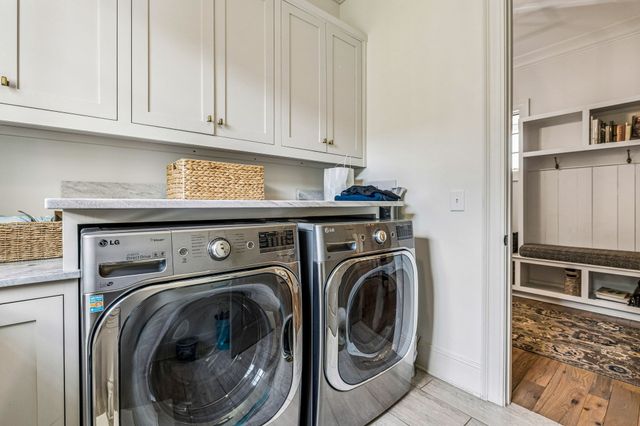 3719 Woodmont Blvd, Nashville, TN 37215