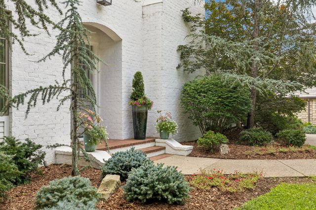 3719 Woodmont Blvd, Nashville, TN 37215