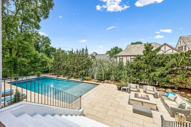3719 Woodmont Blvd, Nashville, TN 37215