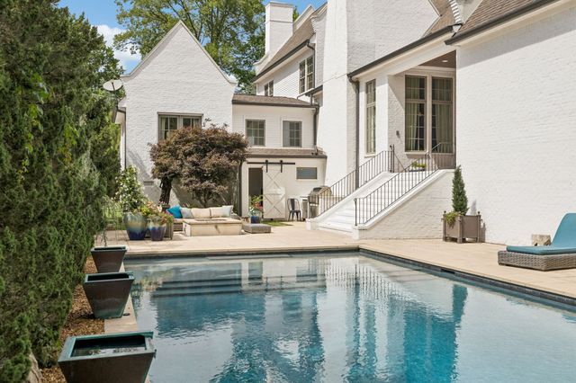 3719 Woodmont Blvd, Nashville, TN 37215