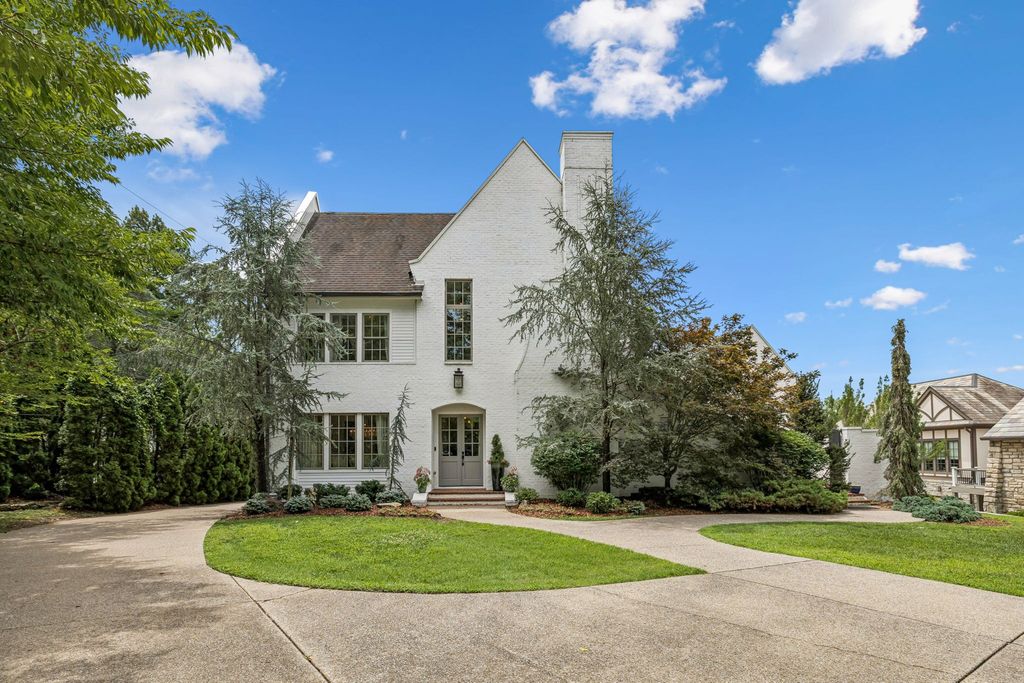 3719 Woodmont Blvd, Nashville, TN 37215