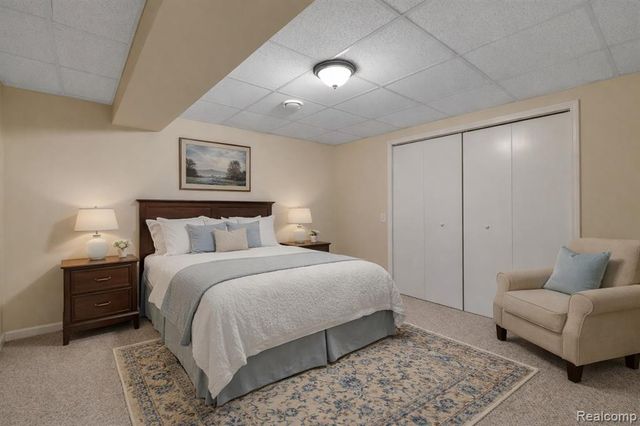 289 Shore Brook Lane 24, Walled Lake, MI 48390