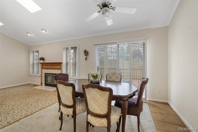 289 Shore Brook Lane 24, Walled Lake, MI 48390